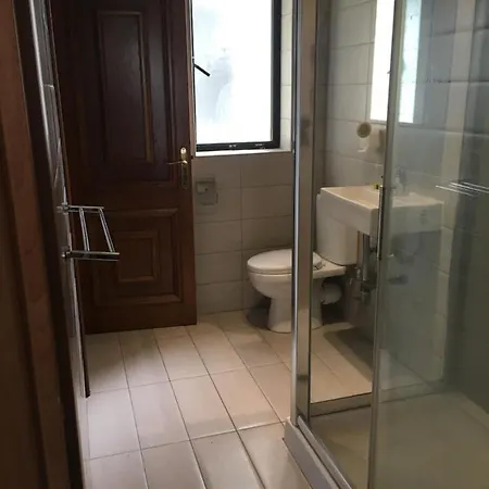 Sea View Triplex, Spinola Bay